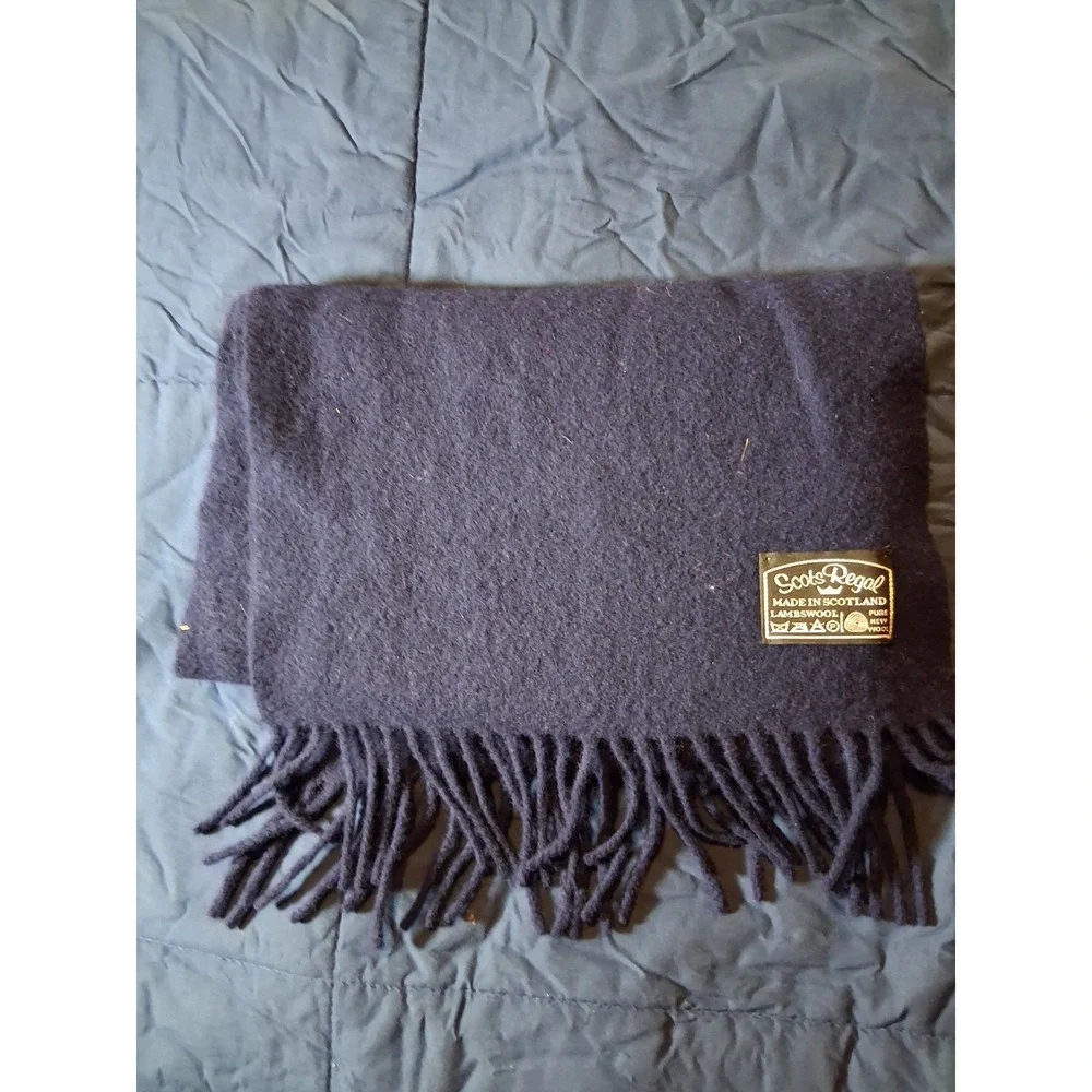 Scots Regal Pure New Lambswool Navy Fringed Scarf 66